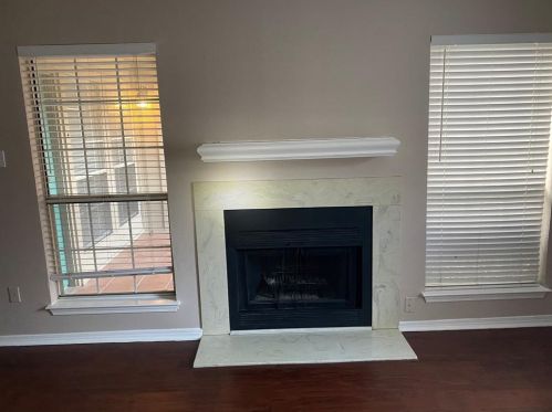 1441 Meadowood Village Dr, Fort Worth TX  76120-4702 exterior