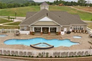 98 Devonshire Dr, Scott Depot WV  25560-5601 exterior