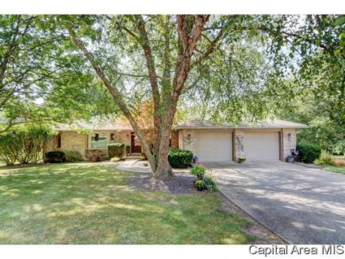 1088 Memory Ln, Springfield, IL 62707-8549