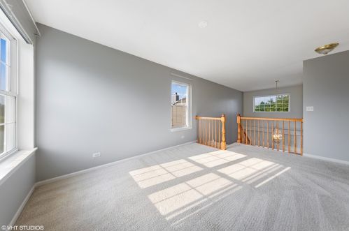 420 Lancaster Dr, Pingree Grove IL  60140-9155 exterior