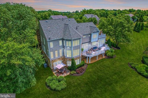 17073 Needles Ct, Leesburg, VA 20176-7179