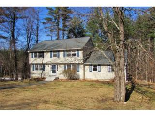 8 Williamsburg Dr, Amherst, NH 03031-1752