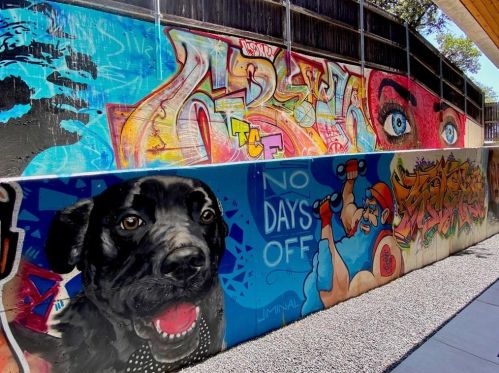 900 2nd St, Austin TX  78702-4213 exterior