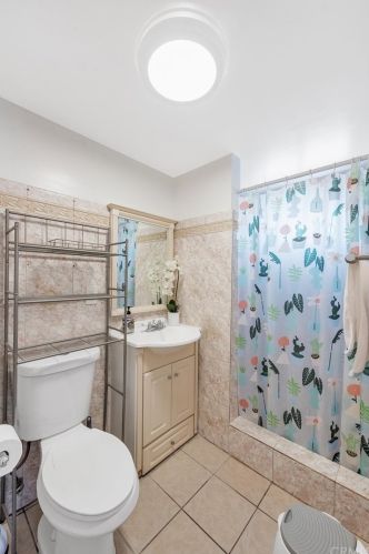 930 Fairview St, Anaheim CA  92801-3414 exterior