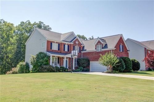 703 Palmerston Ln, Waxhaw, NC 28173-8280