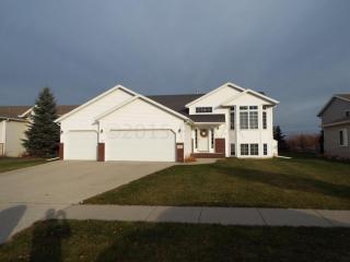 4336 Woodhaven St, Fargo, ND 58104-3948