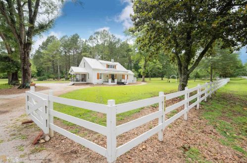2451 Pierce Dairy Rd, Madison, GA 30650-4940