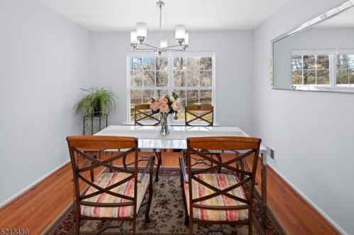 5 Garfield Way, Princeton NJ  08540-1669 exterior