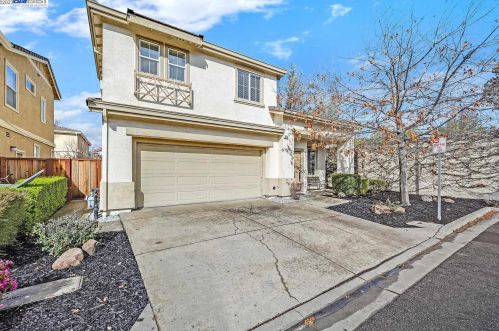 5762 Amberglen Ct, Pleasanton, CA 94568-7685