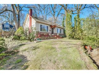 240 Gloucester St, Gladstone, OR