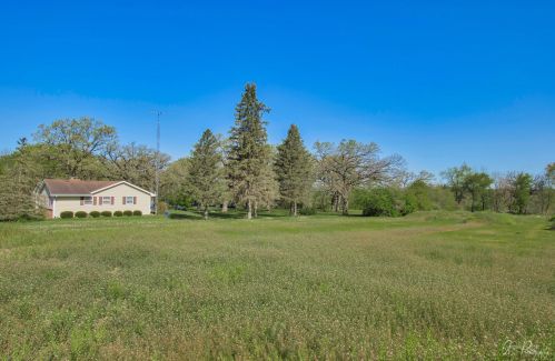 3818 May Ln, Spring Grove, IL 60081-9621