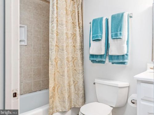 7620 Bertito Ln, Springfield VA  22153-1601 exterior