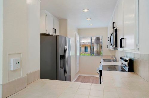 1681 Rue De Valle, San Marcos, CA 92078-3733
