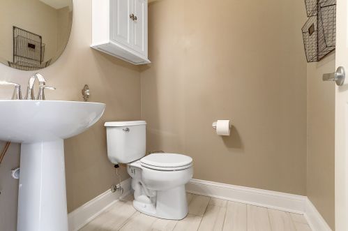 1050 Talcott Ave, Lemont IL  60439-2750 exterior