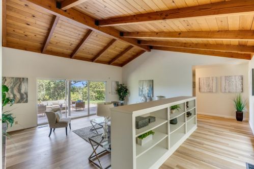 16650 Kennedy Rd, Los Gatos, CA 95032-5628