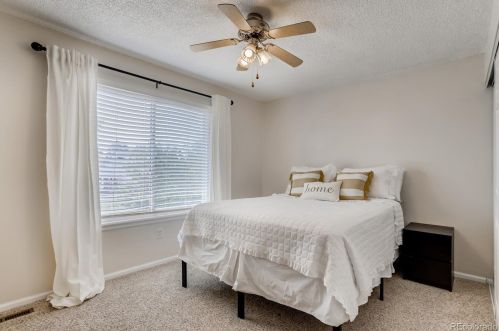 19495 Nassau Dr, Aurora CO  80013-4554 exterior