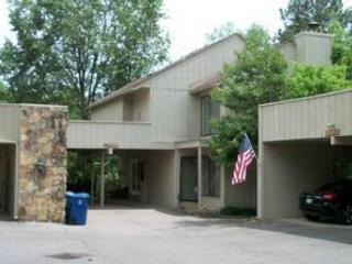 8407 Brownstone Ln, Cordova, TN 38016-4510