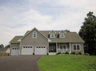 1127 Marie Dr, Huddleston, VA 24104-4220