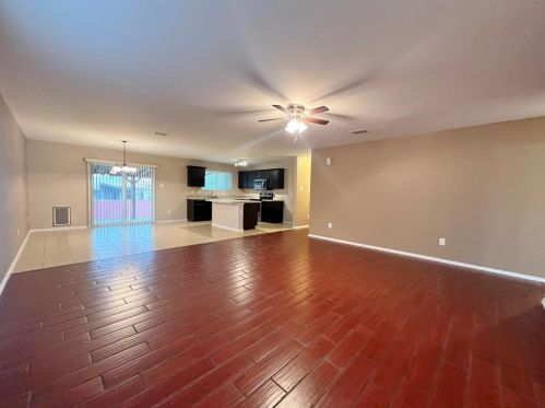 9925 Amaryllis Ln, Fort Worth TX  76108-6507 exterior