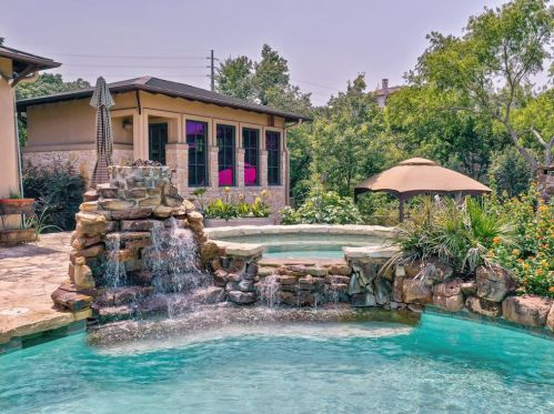 8708 Capehart Cv, Austin TX  78733-3260 exterior
