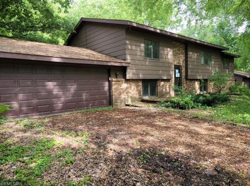 453 Cedar Cir, Waterville, MN 56096-1161
