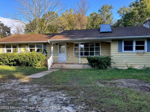 29 Bright Rd, Plumsted Township, NJ 08533-1203