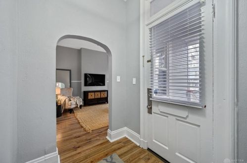 3207 Hackberry St, Cincinnati OH  45207-1819 exterior