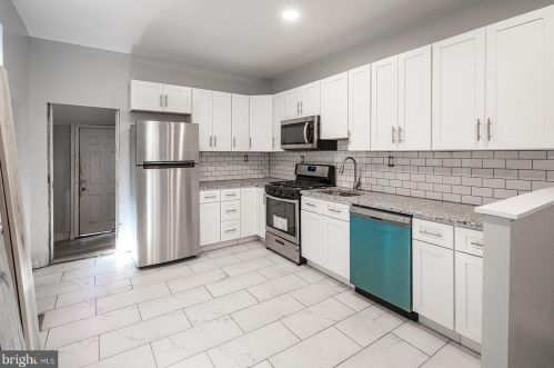 2440 16 St, Philadelphia PA  19132-4438 exterior