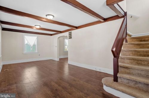 26 Crescent Blvd, Camden NJ  08108-1042 exterior