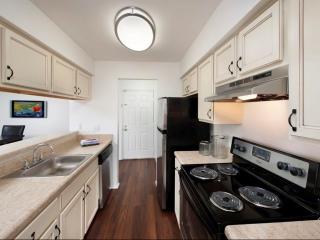 7100 Ducketts Ln, Baltimore MD  21075-6110 exterior