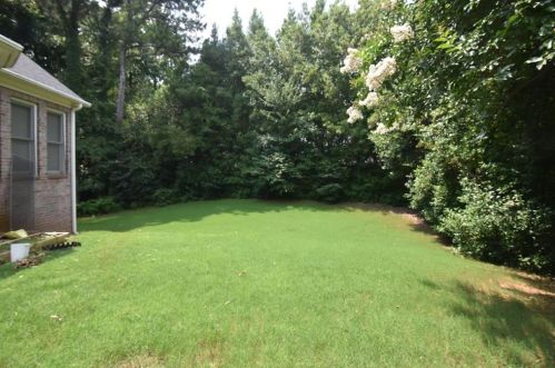 1823 Glen Cedars Ct, Duluth GA  30097-6237 exterior