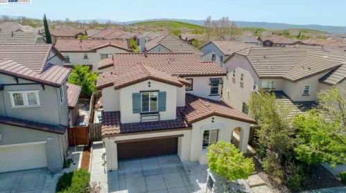 1532 Thurlow Way, San Ramon, CA 94582-5175