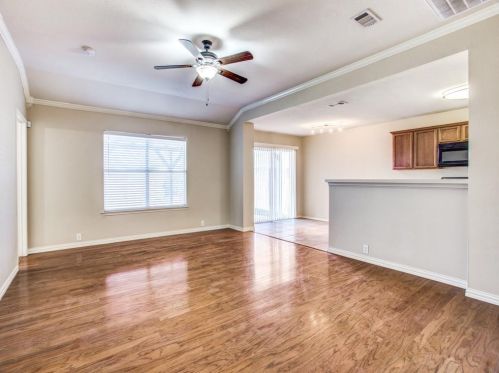 1805 Little Deer Ln, Fort Worth, TX 76131-5426