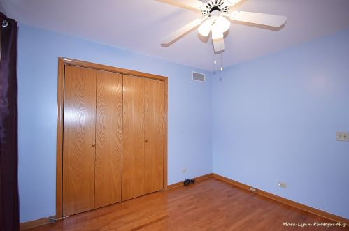 324 Julie Ln, Pingree Grove IL  60140-8397 exterior