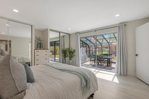 1741 Linnet Ln, Sunnyvale CA  94087-4832 exterior