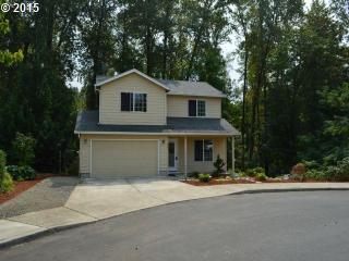 315 Edgewater Rd, Gladstone, OR