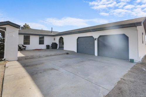 8750 Lariat Loop, Elizabeth CO 80107-9316 exterior