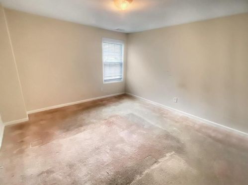 3867 Lake Sanctuary Way, Atlanta GA  30349-1898 exterior