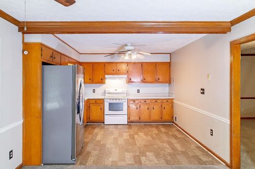 2075 Lost Forest Ln, Conyers, GA 30094-6122
