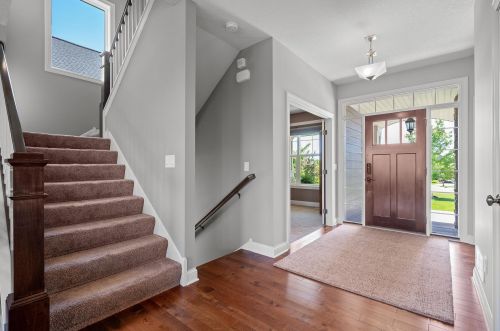 6005 Black Oaks Ln, Minneapolis, MN 55446
