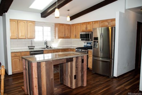 2001 Sheffield Ct, Fort Collins, CO 80526-1637