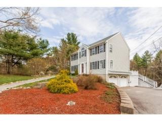 83 Pelham Rd, Hudson, NH 03051-4411