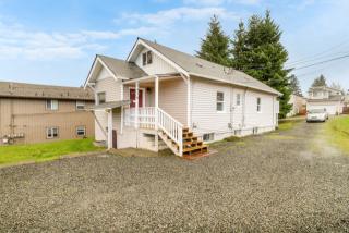 2419 62nd St, Everett, WA 98203-4018