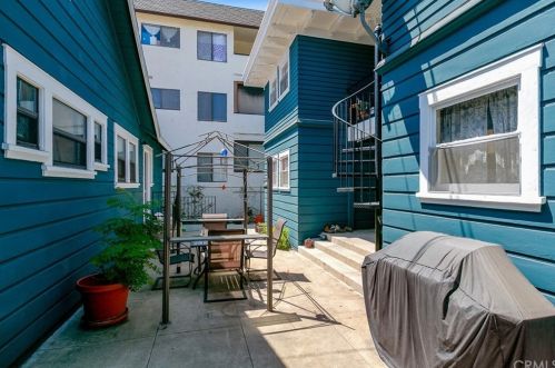 244 Kenwood St, Glendale CA  91206-4209 exterior