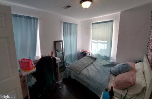 1519 17th St, Philadelphia PA  19121-4208 exterior