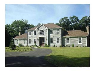 56 River Rd, Killingly, CT 06241-1220