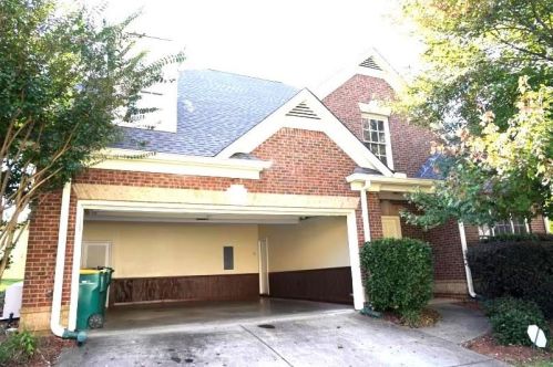 210 Fieldsborn Ct, Atlanta, GA 30328-1000