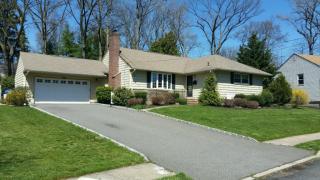 103 Mason Dr, Metuchen, NJ 08840-1021