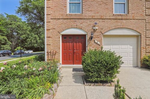 2 Sonata Ct, Silver Spring MD 20901-5064 exterior