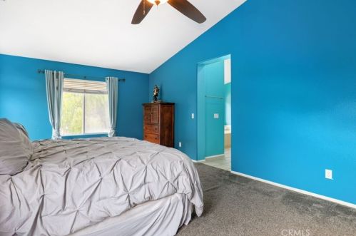 12595 Orangeblossom Ln, Riverside CA  92503-7058 exterior